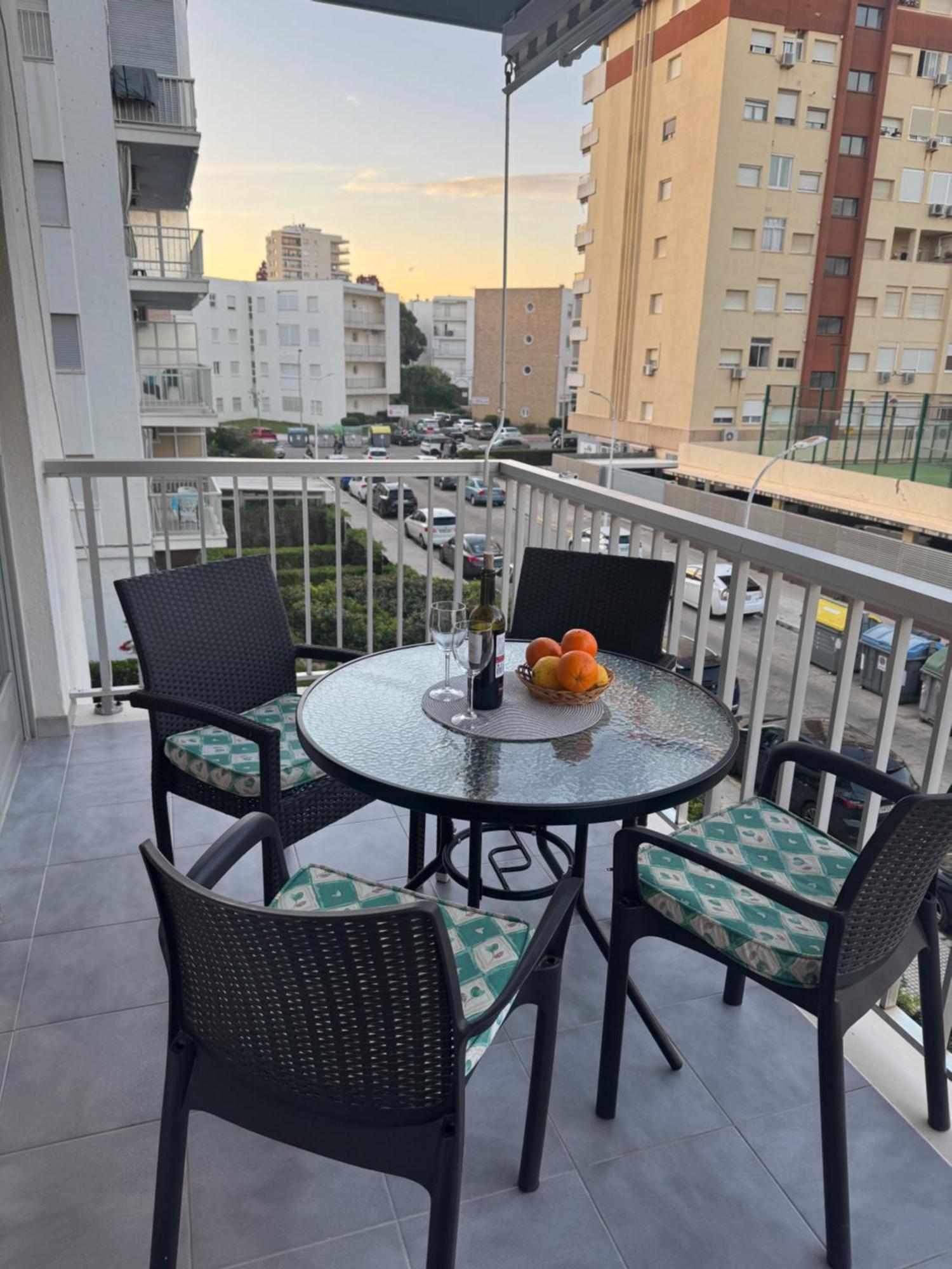 Lovely Family Apartment 2 Min. From The Beach Playa de Gandia Eksteriør billede